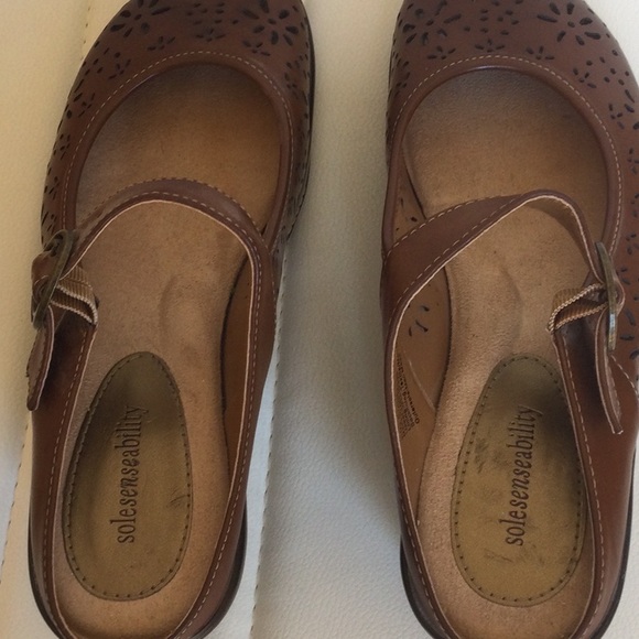 EUC Solesenseabilty 8M Brown Cognac Peep Toe Clog Shoe - Picture 7 of 16